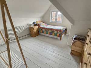 Photo 8- click for photo gallery